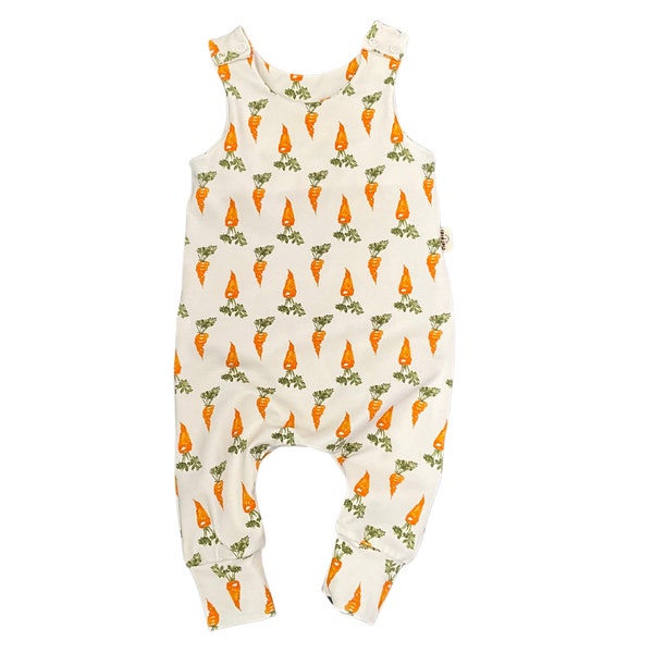 Romper de bébé d’impression de carotte, vêtements biologiques de bébé de légumes-racines, combinaison de harem d’enfant en bas âge de Pâques, combishort d’enfants, salopette globale de réservoir