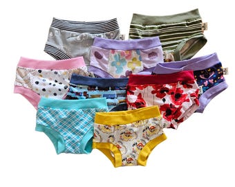 Size 3-4 READY to SHIP toddler undies, breathable organic cotton jersey boyleg underpants, comfortable elastic free kids underwear
