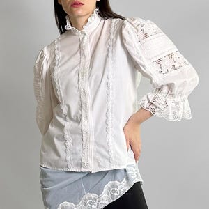 Vintage 1980s White Austrian Blouse – Romantic Lace Puff Sleeve Victorian Style Top