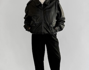 Vintage Zip up Genuine Black Leather Bomber Jacket (size Adult XL
