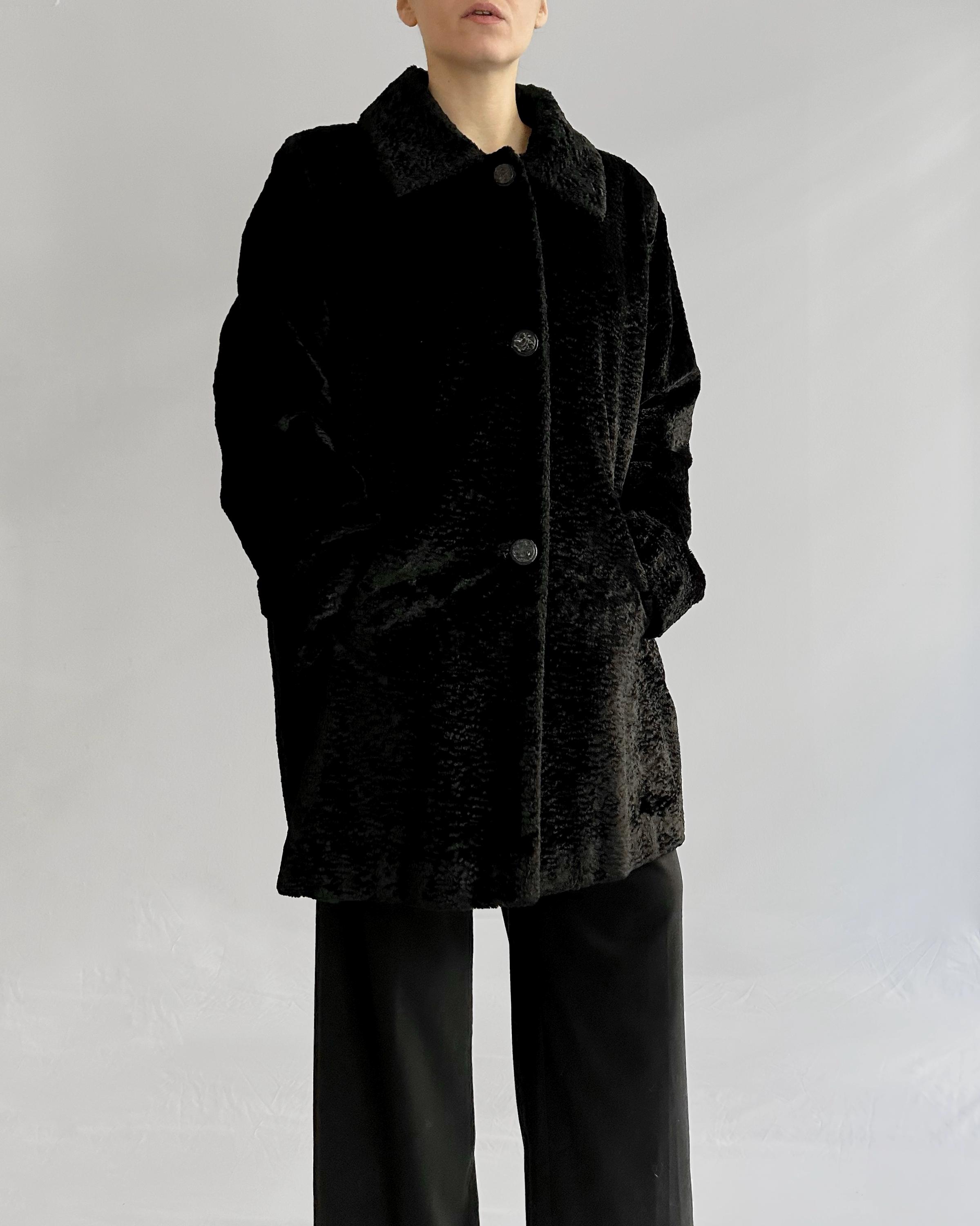 90's ヴィンテージ ステンカラーコート ロングコート ブラック ファー 80年代/90年代のヴィンテージブラックフェイクファーコート（ダブル