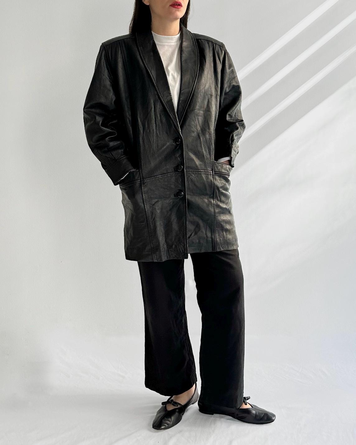 ジャケット・アウター 80s 90s Euro vintage black cashgora coat Vintage 80s 90s Black Leather Blazer – Made in Portugal Oversized
