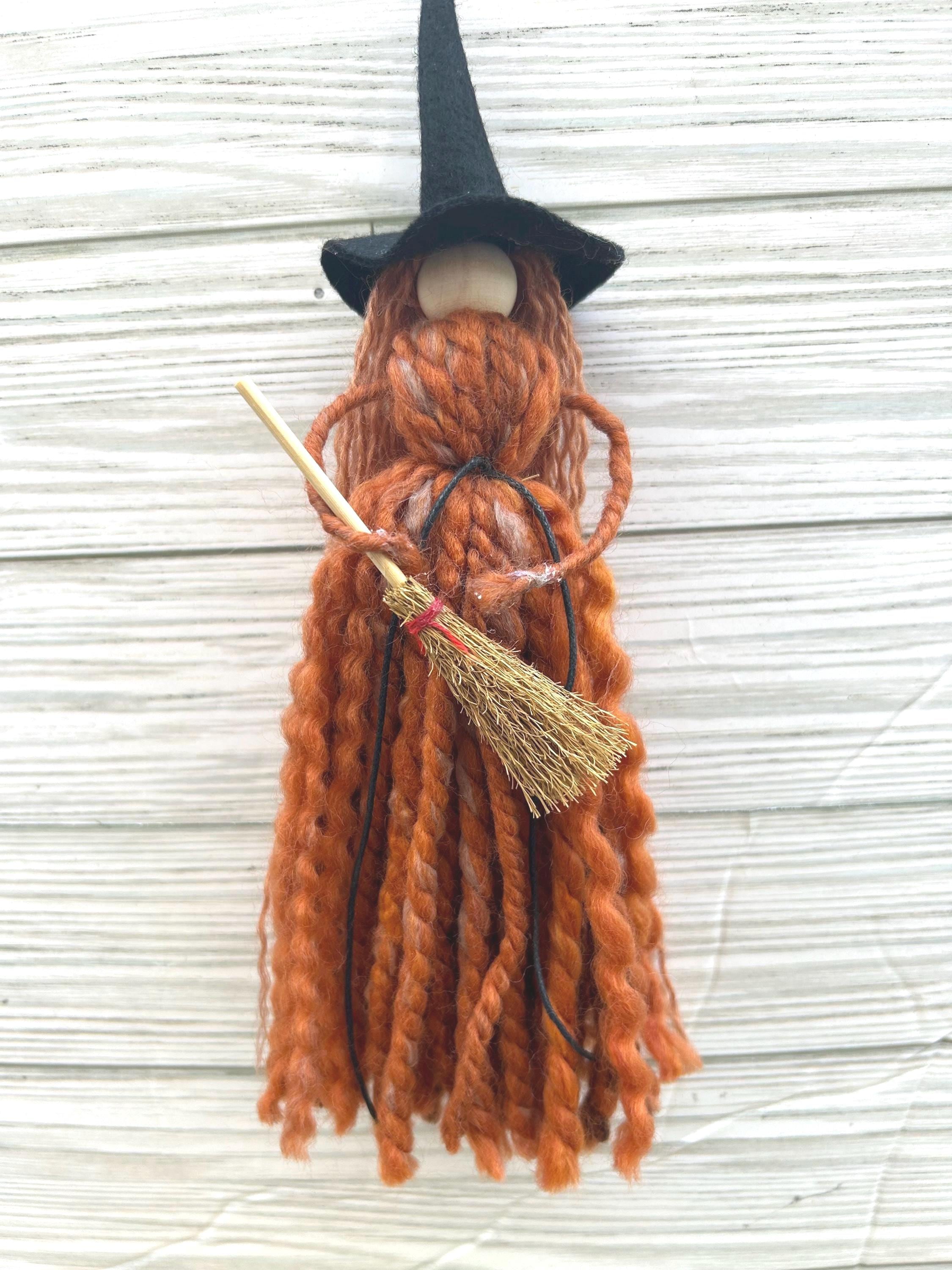 魔女の毛糸人形 吊り下げ魔女飾り 呪文の意図 魔女風装飾 - Etsy 日本