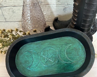 Handgemaakt dienblad met drievoudige maangodin: altaardecor pauwgroen