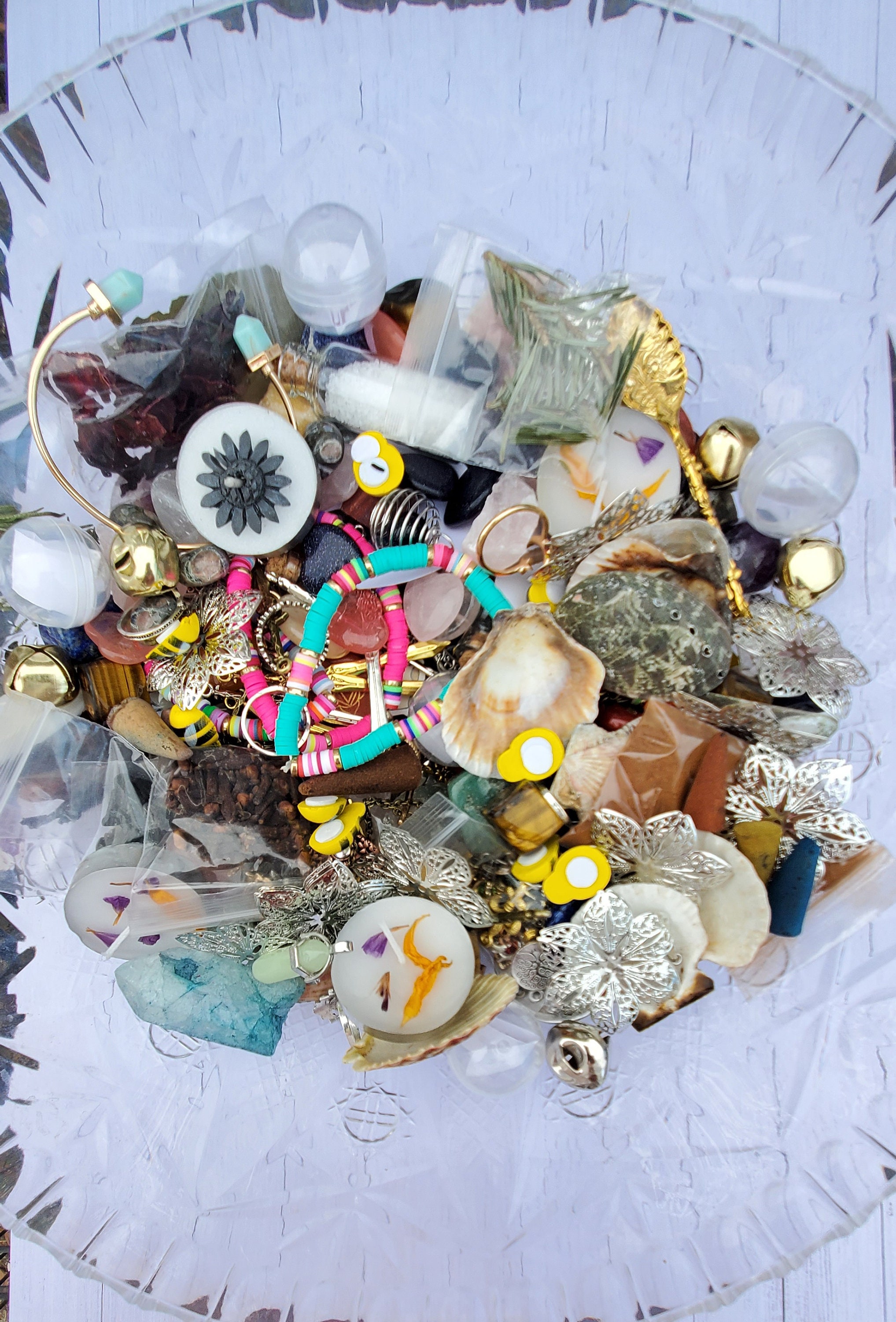 Witch Crystal Confetti Scoop: Witchy Gift Bag