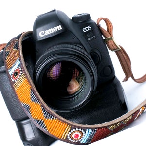 Dragonne en cuir personnalisée pour appareil photo, dragonne pour appareil photo perlée, dragonne pour reflex numérique, appareil photo Nikon, appareil photo Canon, dragonne personnalisée pour appareil photo, dragonne pour appareil photo, cadeau pour lui