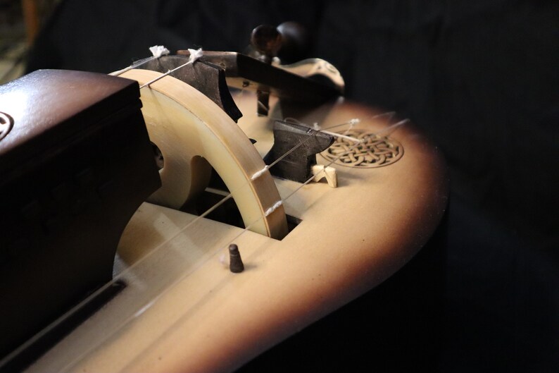 Hurdy-gurdy 