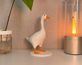 Untitled Goose - Key Holder Magnetic statue + 3 Gift Stickers