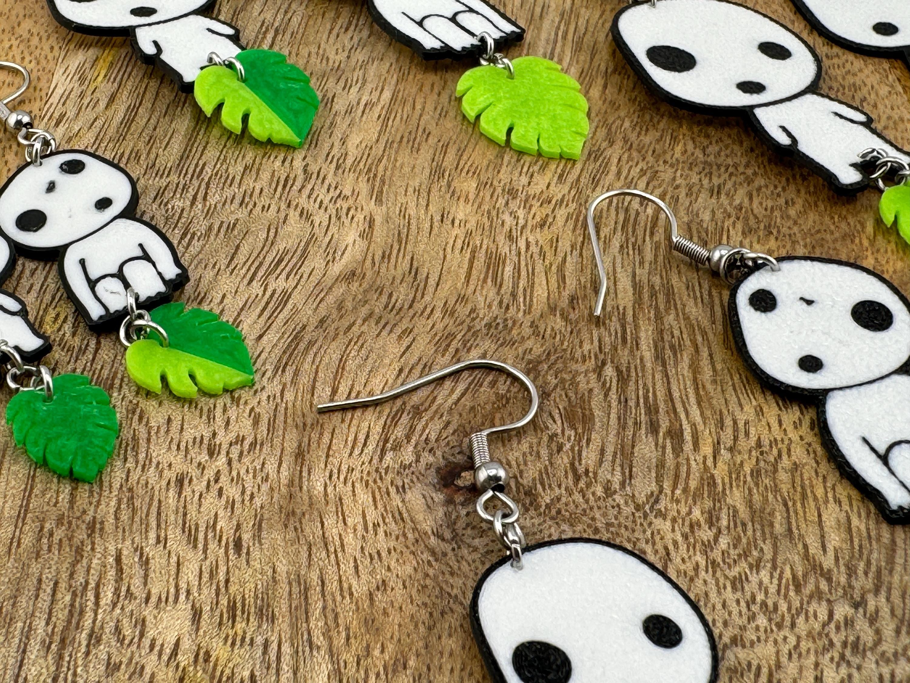 木の葉付きコダマイヤリング • もののけ姫 • 木の精霊 • ステッカー8枚