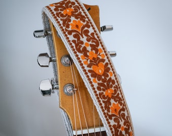 Guitar Strap – 'Move Over' Vintage Style Strap on Eco-Friendly Hemp Webbing