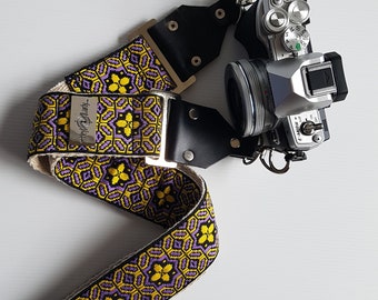 Camera Strap – 'Mama's Trippin' Vintage Style Bohemian Strap on Eco-Friendly Hemp Webbing