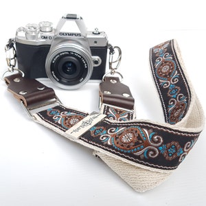 Camera Strap – 'What's My Scene' Vintage Style Strap on Eco-Friendly Hemp Webbing