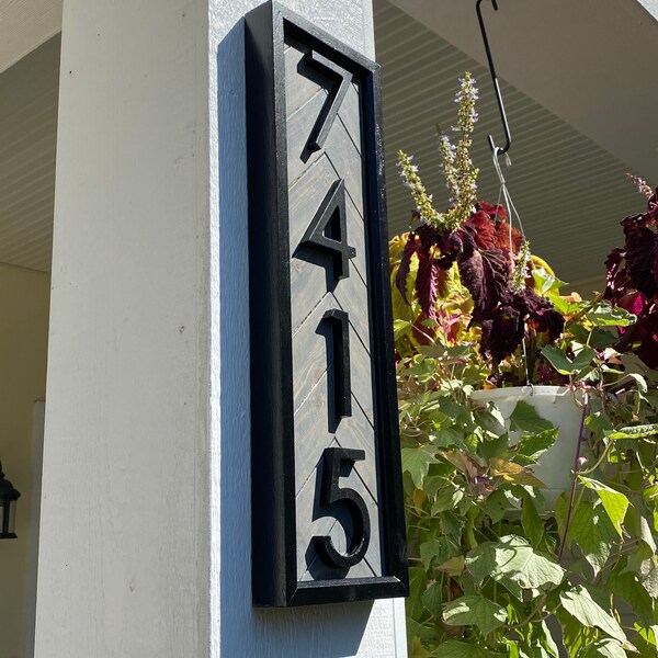 Vertical wooden House Number Sign, Address Sign, House Number Plaque, House Numbers, House Number Sign, Address Numbers