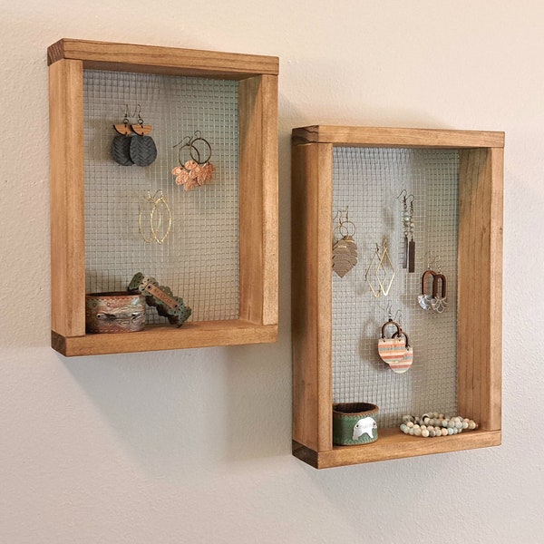 Wall Hanging Earring Holder, Chicken Wire Jewelry Organizer, Mesh Dangle Earring Display, Wood Picture Frame Earring Holder for Wall