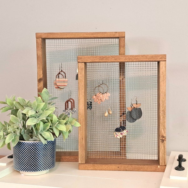 Free Standing Earring Holder, Chicken Wire Jewelry Organizer, Mesh Dangle Earring Display Stand, Wood Picture Frame Earring Holder