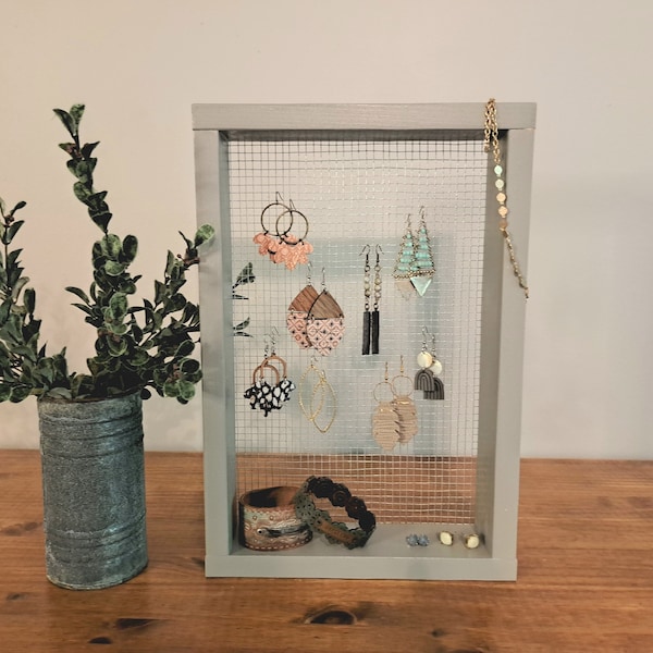 Chicken Wire Earring Holder Gray, Free Standing Mesh Earring Holder, Modern Farmhouse Gray Earring Organizer, Wire Jewelry Organizer Frame