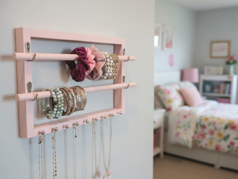 Light Pink Wall Hanging Bracelet and Necklace Holder, Kids Jewelry Organizer for Little Girl 画像 2