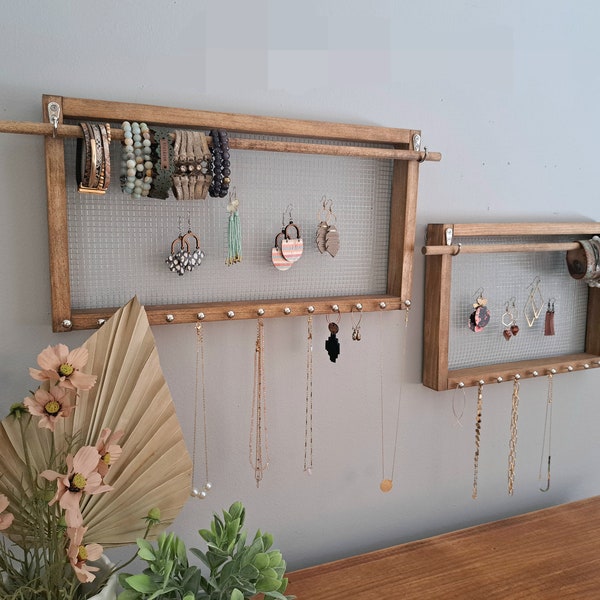 Simple Jewelry Organizer Wall Hanging, Wooden Earring Holder Gift for Mom, Jewelry Holder Wall Hanging Chicken Wire Earring Holder