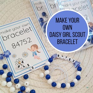Daisy Girl Scout Friendship Bracelet Making Craft Kit, Girls Scouts Activity, Stretch Bracelet Craft Kit for Daisy Girl Scout Troop Leaders