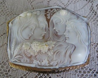 14K Gold Four Seasons Shell Cameo Brooch Pendant