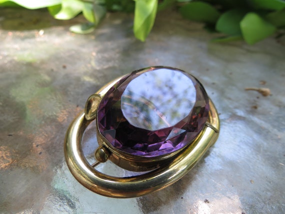 Mid Victorian Faux Amethyst Brooch - 1860's Gold … - image 4