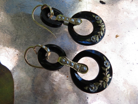 Victorian Gold, Onyx and Pearl Earrings and Brooc… - image 6