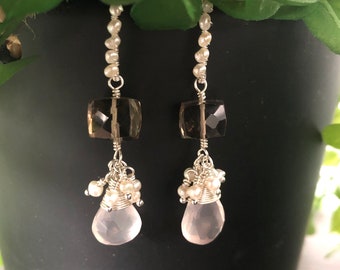 Smoky Quartz, Rose Quartz and Pearls earrings handmade with 925 sterling silver. Genuine gemstones. Hypoallergenic. Lead and nickel free.