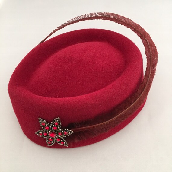 red occasion hat