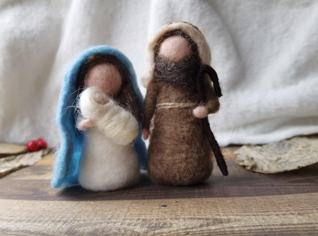 Needle Felted Nativity Scene: Wool Christmas Ornament, Holy Family Art ...