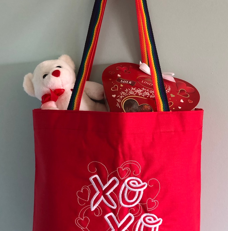 Mom Wife Sister XO Embroidered Tote Bag perfect for Valentine/'s Day or Just to Say I Love You for Girlfriend