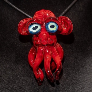 Collana in vetro di Cthulhu / Pendente The Dark Ones / Manufatto Eldritch / Gioielli Kraken / Volto di uomo polpo scolpito in vetro / Collana con occhio di vetro