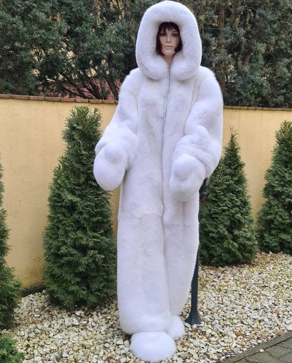 LUXURY WHITE fox Fur Full coat with Whole skins,long coat, luxury fur coat