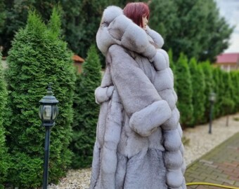 両面ロングスカンジナビアブルーフォックスコート、ファーベルト