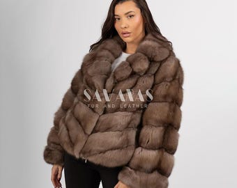 贅沢なロシア産セーブルの毛皮コート：贅沢さと優雅さを堪能 - Etsy 日本