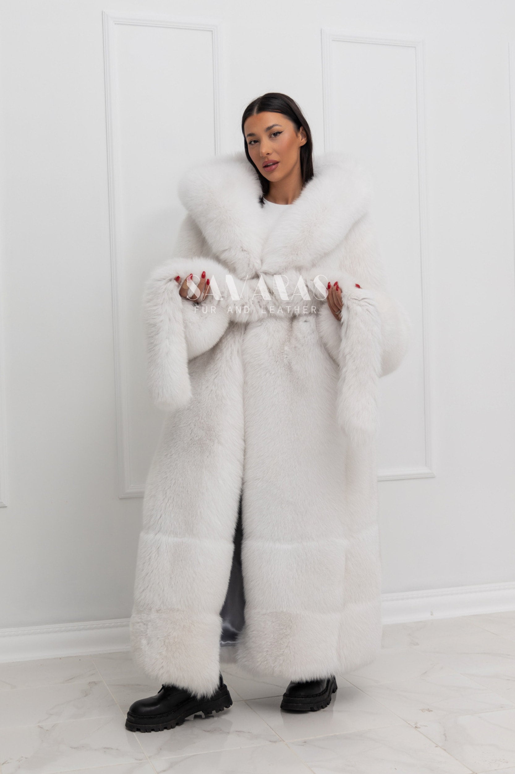 Luxury Scandinavian White Fox Long Coat With Lavish Double Sided