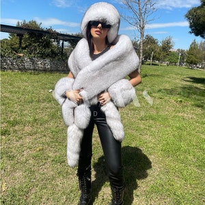 LUXURY FOX Fur BOA Set with fox hat and fox fur cuffs,full skin fox scarf with tails,fox hat,fox cape,fur cuff,hat,fur accessories,gift image 1