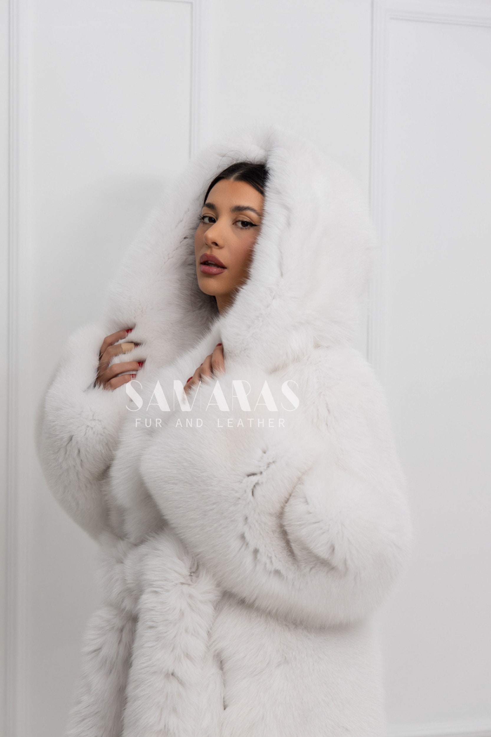 Luxury Scandinavian White Fox Long Coat With Lavish Double