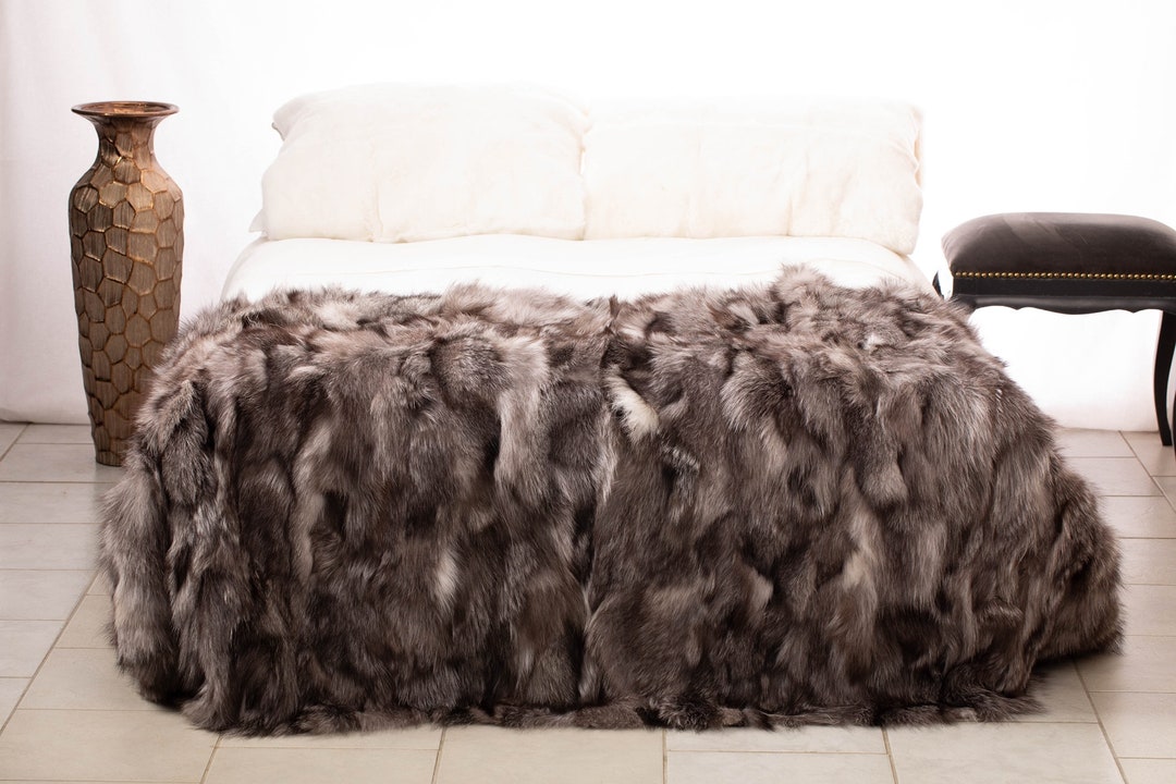 Real FROST Grey Fox Fur Blanket , Fur Warmer, Fur Comforter, Fur Throw