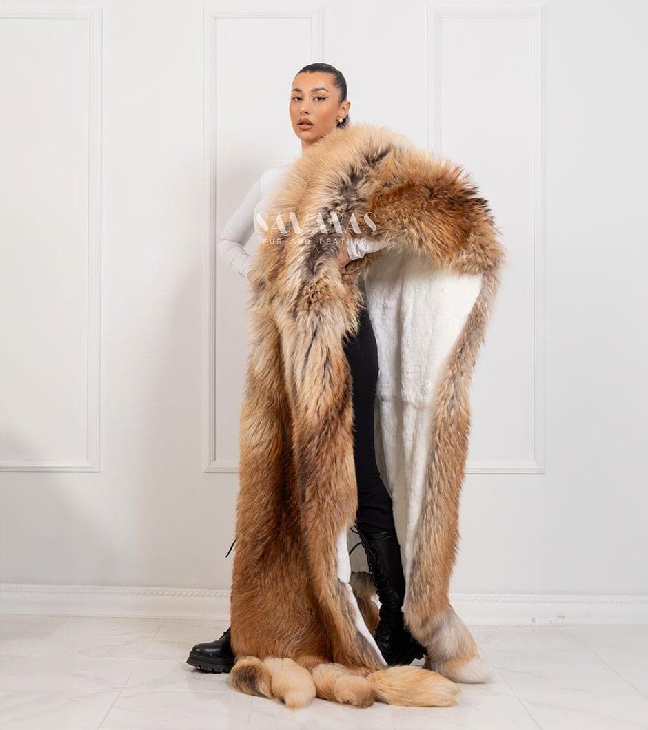 新品未使用　THINK FUR Boa Tailored Coat Ivory Luxury Rare Double Face Scandinavian Gold Finn Raccoon & White Rex