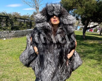 LUXURY Silver FOX Fur Cape/jacket With Whole Skins,fur Jacket