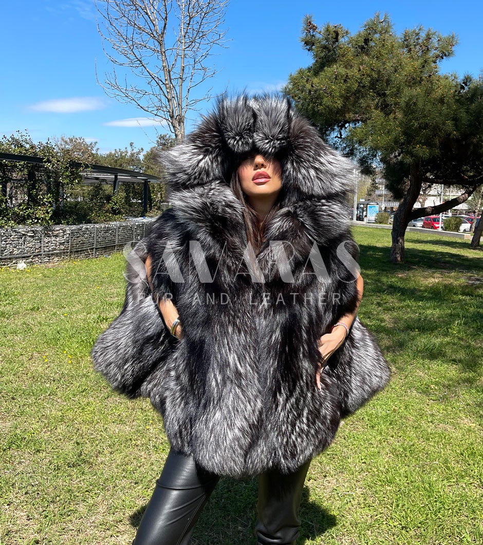 高級シルバーフォックスファーケープ/ジャケット、全皮付き、ファー