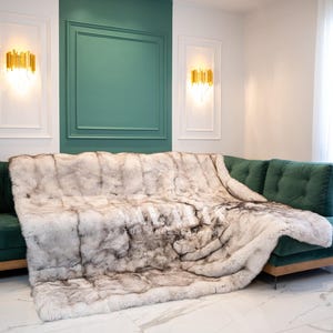 Luxury Scandinavian Blue Fox Fur Throw–Blanket,fox fur throw,real fur blanket,full skin throw,fur comforter,fur pillows,bed runner,fur rug