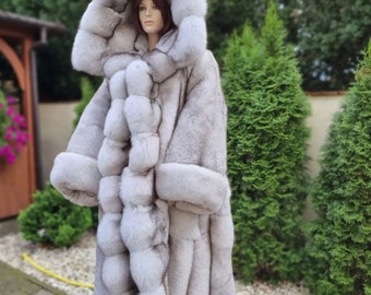 Doppelseitiger Langer skandinavischer Blaufuchs-Mantel mit Pelzgürtel, Pelzmantel mit ganzen Fellen, doppelseitiges Fell, Luxuspelzmantel, Geschenk, anpassbar