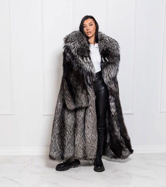 Luxury Double Sided Full Length Scandinavian Silver Fox Fur Coat