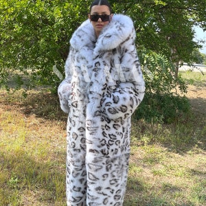 Super Rare 52 INCH LONG Snow L Eopard Print Fox Coat,fur Coat With ...