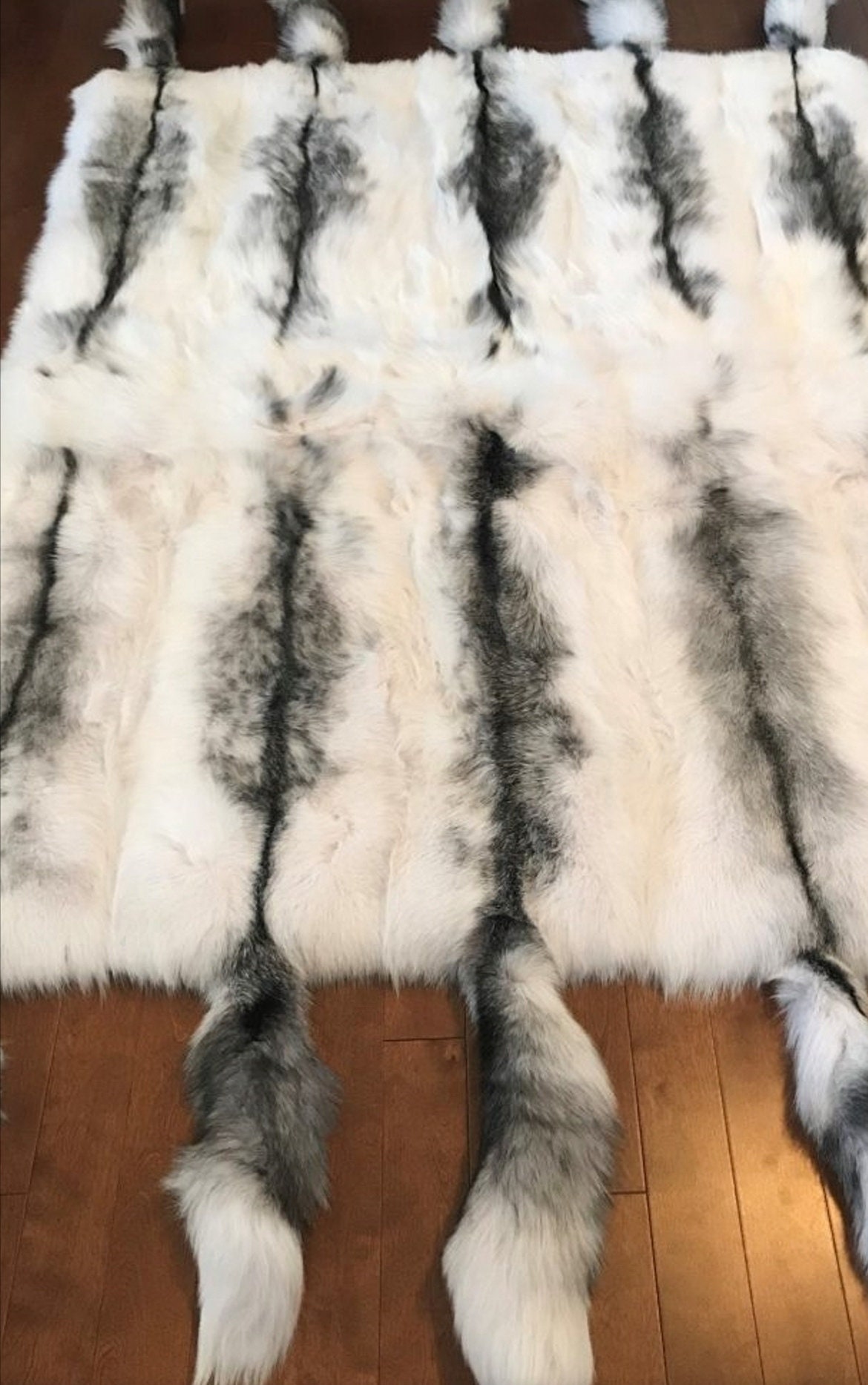 LUXURY BLUE FOX Coat Black ,fur Coat With Whole Skins,fur Jacket, Luxury  Fur Coat,available in Various Fox Colours,perfect Gift,present 