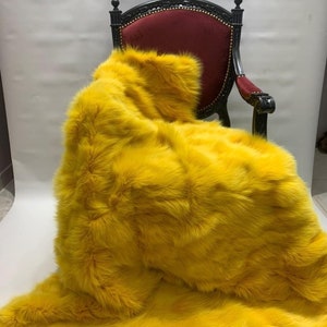 Top quality Real Fox Fur throw,beautiful color fox blanket,fur comforter,fur blanket, fur rug, matching pillows available, perfect present