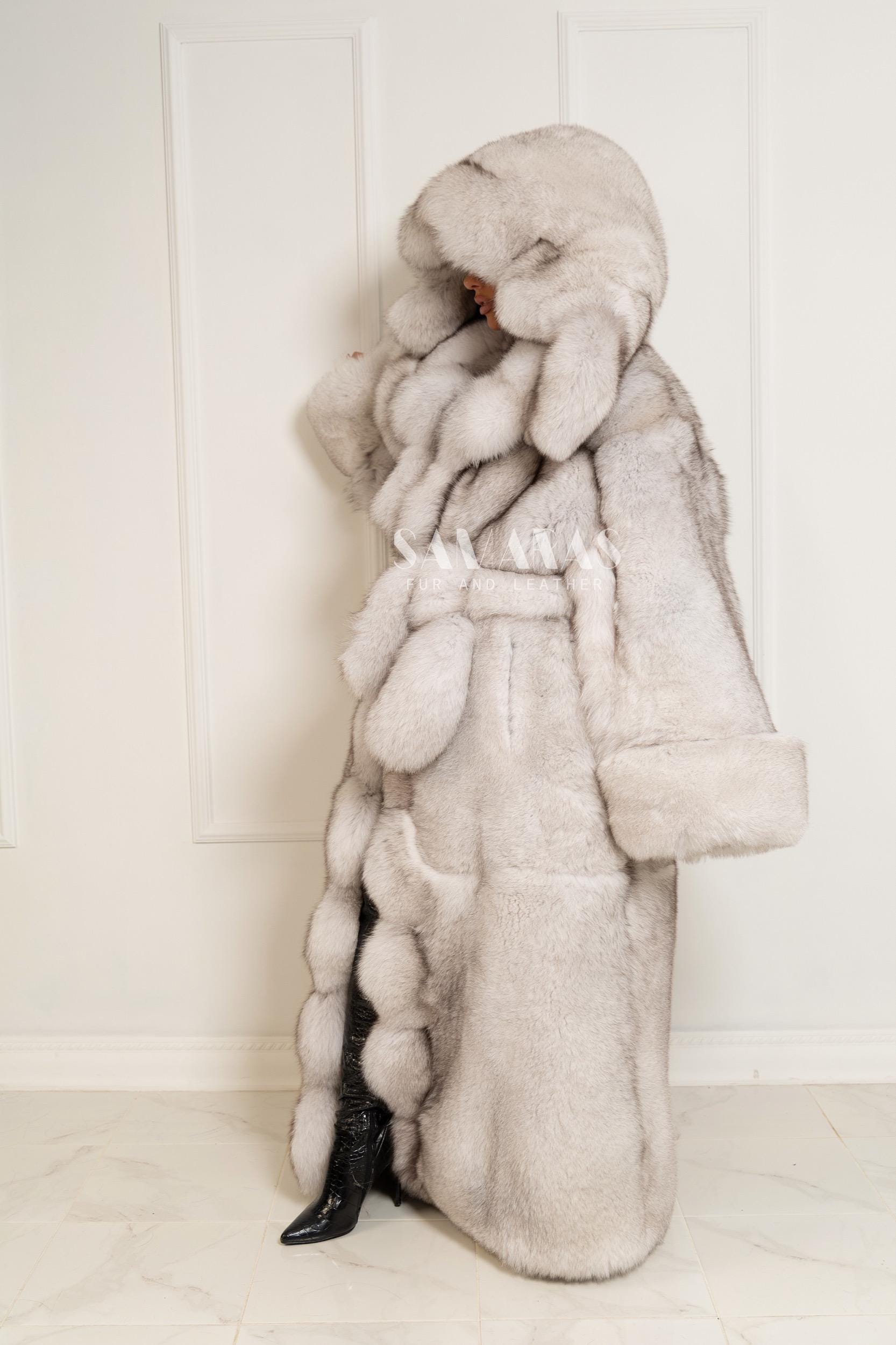 高級両面フルレングスブルーフォックスコート、ファーベルト付き