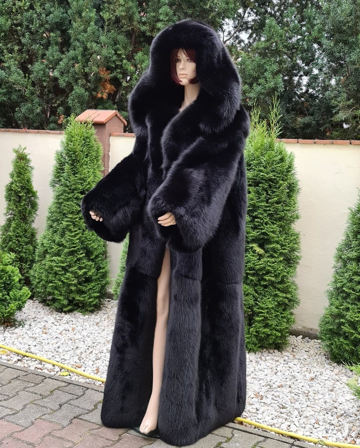 LUXURY BLUE FOX Coat Black ,fur Coat With Whole Skins,fur Jacket, Luxury Fur  Coat,available in Various Fox Colours,perfect Gift,present 