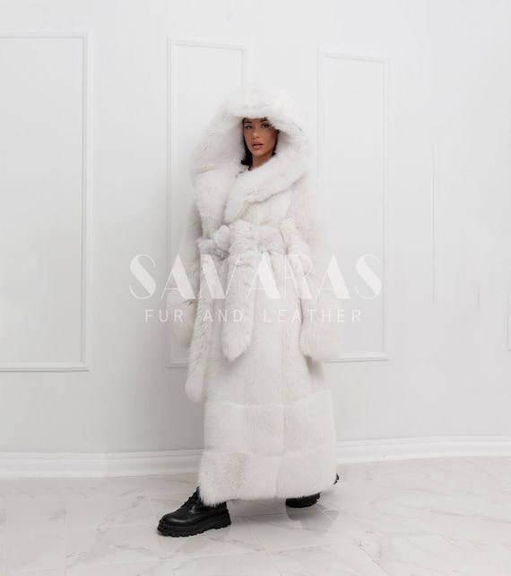 Luxury Scandinavian White Fox Long Coat With Lavish Double Sided